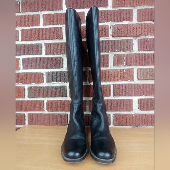NWOT Franco Sarto 'Kalina' Genuine Hand-finished Leather Knee High Boots in Blk - Picture 4 of 9